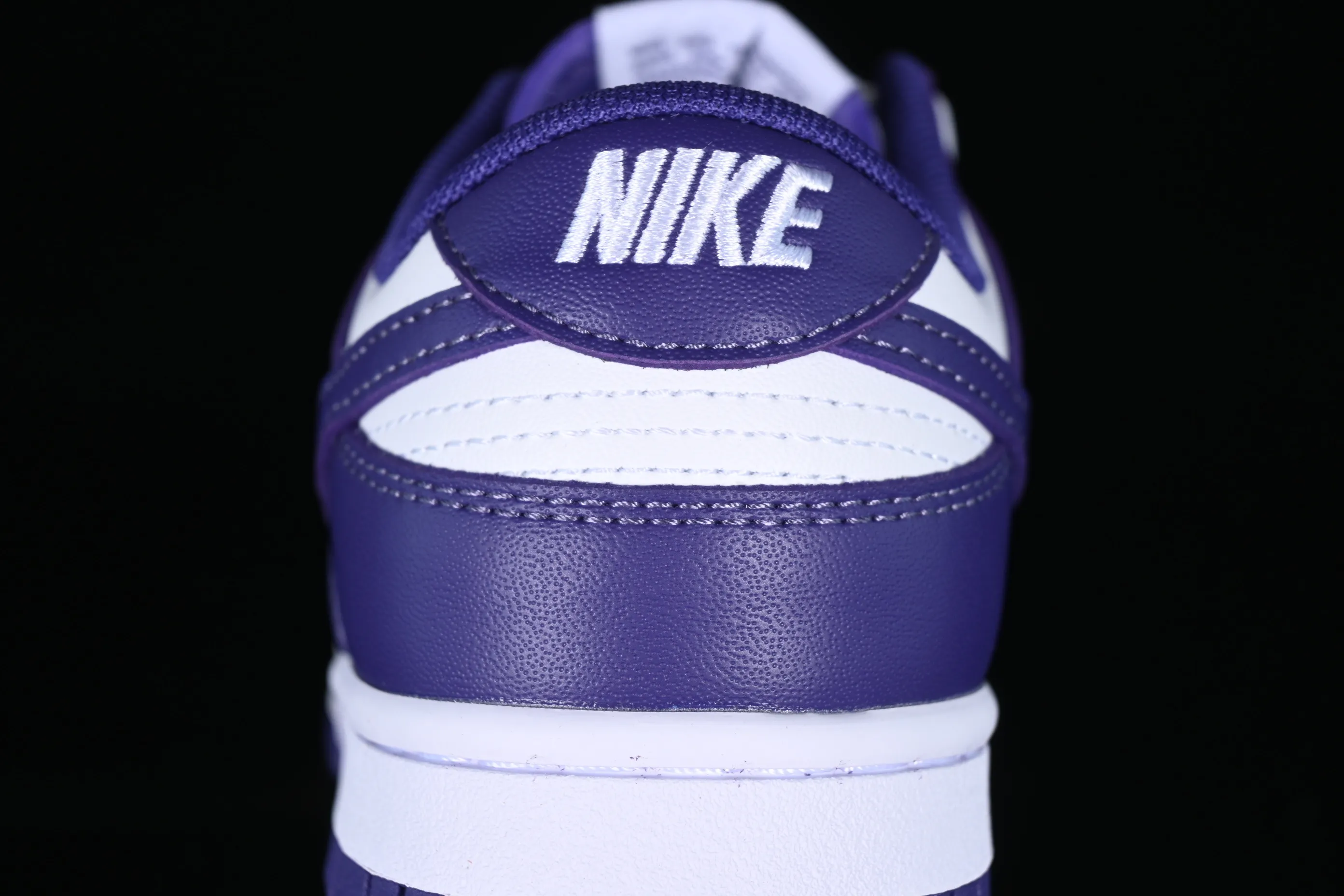All categories Nk SB Dunk Series Nk SB Dunk Low low-top sneakers Cost-effective version Nk Dunk Low SB Retro White and Purple Dunk Series low-top casual sports skateboard shoes DD1391-104